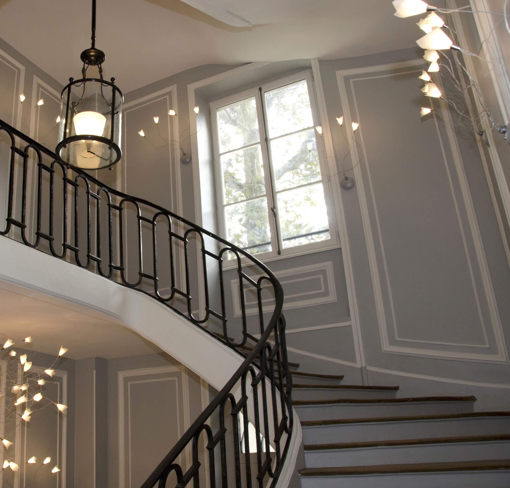 Rénovation de l’escalier d’honneur de la caserne des Mousquetaires Noirs